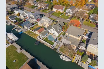 38 Bayside Place, Amityville, NY 11701 - Photo 35