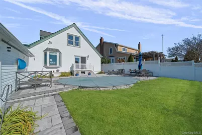 38 Bayside Place, Amityville, NY 11701 - Photo 27