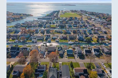 38 Bayside Place, Amityville, NY 11701 - Photo 41