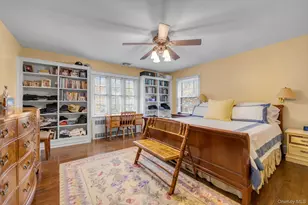 3 Station Rd, Great Neck, NY 11023 - Photo 15