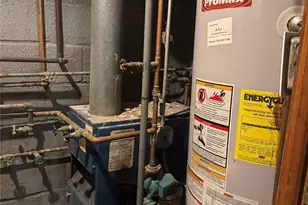 728 Bartholdi St, Bronx, NY 10467 - Photo 9