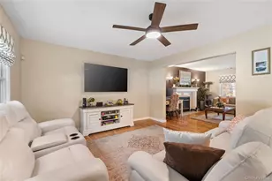 18 15th St, Wading River, NY 11792 - Photo 7