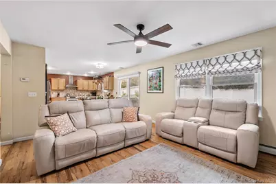 18 15th Street, Wading River, NY 11792 - Photo 9