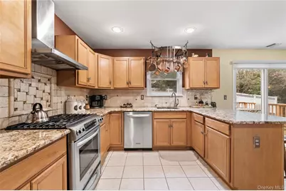 18 15th Street, Wading River, NY 11792 - Photo 13