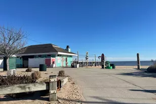 8 Atlantic Ave, Blue Point, NY 11715 - Photo 23