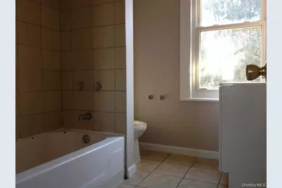 26 Taylor Avenue, Poughkeepsie, NY 12601 - Photo 25