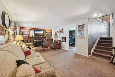 105 Shaker Court N, New Windsor, NY 12553 - Photo 23