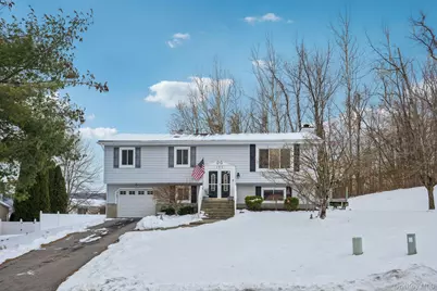 105 Shaker Court N, New Windsor, NY 12553 - Photo 1