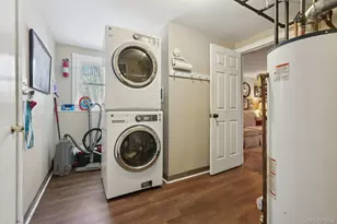 105 Shaker Ct N, New Windsor, NY 12553 - Photo 29