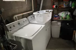 323 Grand Ave, Lindenhurst, NY 11757 - Photo 17