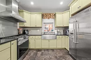 29-42 164th St, Flushing, NY 11358 - Photo 23