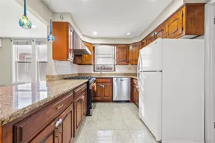 29-42 164th St, Flushing, NY 11358 - Photo 19