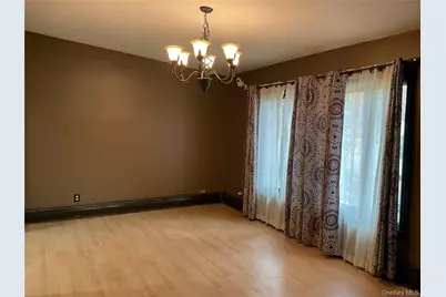 531 Boxwood Drive, Shirley, NY 11967 - Photo 5