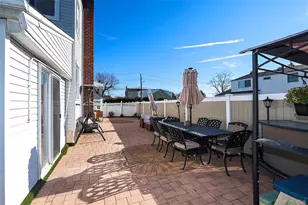 169 N 6th St, Bethpage, NY 11714 - Photo 31