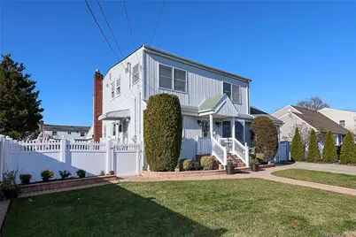 169 N 6th Street, Bethpage, NY 11714 - Photo 3