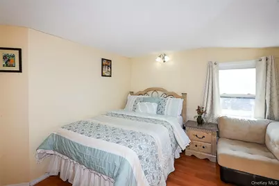 169 N 6th Street, Bethpage, NY 11714 - Photo 21