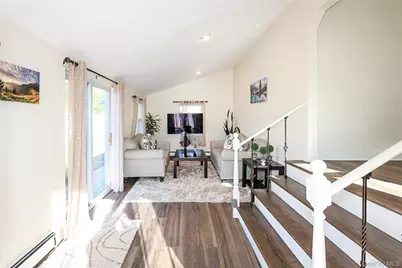 169 N 6th Street, Bethpage, NY 11714 - Photo 15