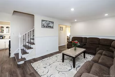 169 N 6th Street, Bethpage, NY 11714 - Photo 5