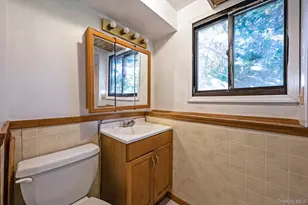 1401 Race Ave, Medford, NY 11763 - Photo 43