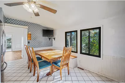 1401 Race Avenue, Medford, NY 11763 - Photo 27