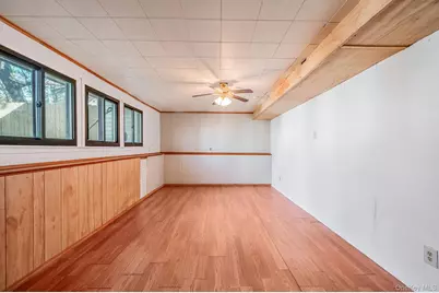 1401 Race Avenue, Medford, NY 11763 - Photo 37