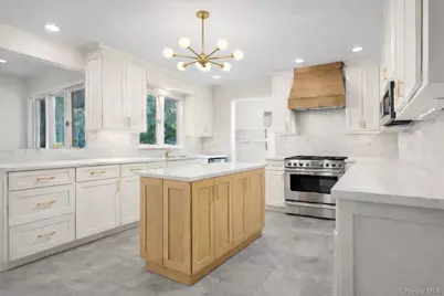 12 Violet Road, Bayville, NY 11709 - Photo 9