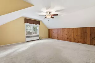 26 Paul Revere Ln, Centerport, NY 11721 - Photo 23