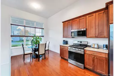 195 Belmont Circle, Yaphank, NY 11980 - Photo 21