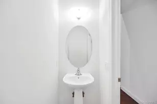 195 Belmont Cir, Yaphank, NY 11980 - Photo 29