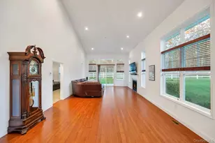 195 Belmont Cir, Yaphank, NY 11980 - Photo 9