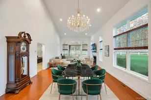 195 Belmont Cir, Yaphank, NY 11980 - Photo 13