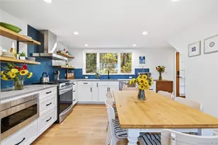 7 School St, Bayville, NY 11709 - Photo 5