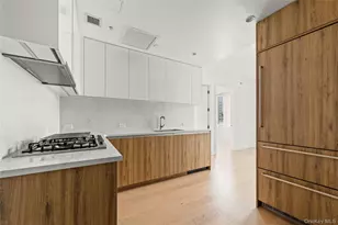 13618 Maple Ave, Flushing, NY 11355 - Photo 9