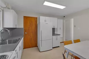 21 Yeoman Dr, East Northport, NY 11731 - Photo 9