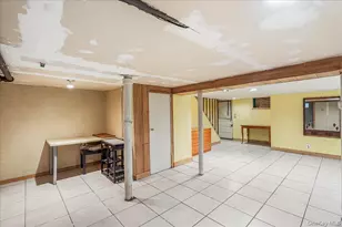 39-21 48th St, Sunnyside, NY 11104 - Photo 19