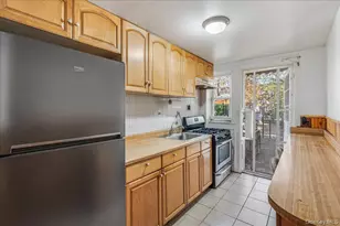 39-21 48th St, Sunnyside, NY 11104 - Photo 15