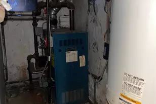 30-35 82nd St, East Elmhurst, NY 11370 - Photo 19