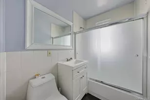 140-19 183rd St, Springfield Gardens, NY 11413 - Photo 13