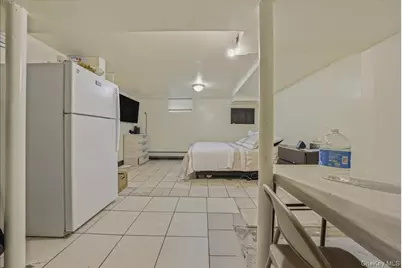 14019 183rd Street, Springfield Gardens, NY 11413 - Photo 17