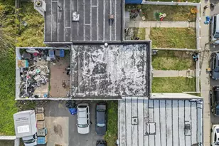 140-19 183rd St, Springfield Gardens, NY 11413 - Photo 33