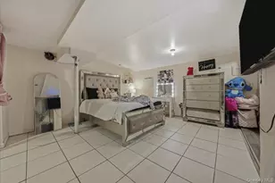 140-19 183rd St, Springfield Gardens, NY 11413 - Photo 19