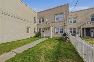 140-19 183rd St, Springfield Gardens, NY 11413 - Photo 29