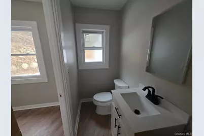 263 S Mountain Road, New City, NY 10956 - Photo 9