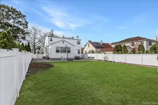 95 Norman St, New Hyde Park, NY 11040 - Photo 25