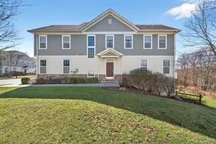 59 Meadow View Dr, Middletown, NY 10940 - Photo 3