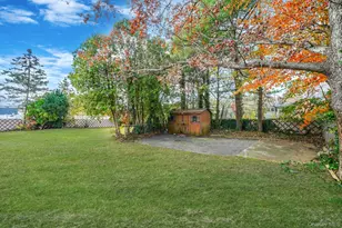 56 Matsunaye Dr, Medford, NY 11763 - Photo 43