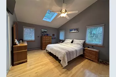 839 Pine Avenue, West Islip, NY 11795 - Photo 15