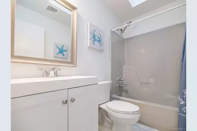 2400 Aldrich Lane, Laurel, NY 11948 - Photo 11