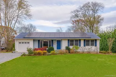 2400 Aldrich Lane, Laurel, NY 11948 - Photo 13