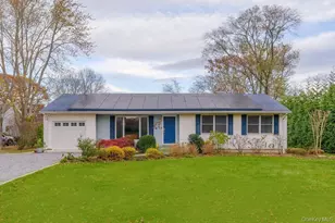 2400 Aldrich Ln, Laurel, NY 11948 - Photo 13